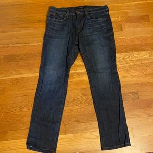 Joe’s Jeans Men’s Braxton fit